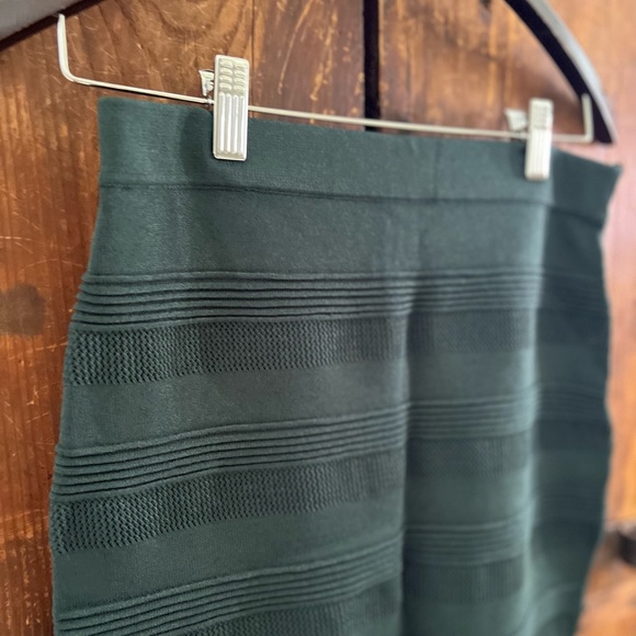 Rehab Ribbed Mini-Skirt Medium Green - Picture 3 of 8